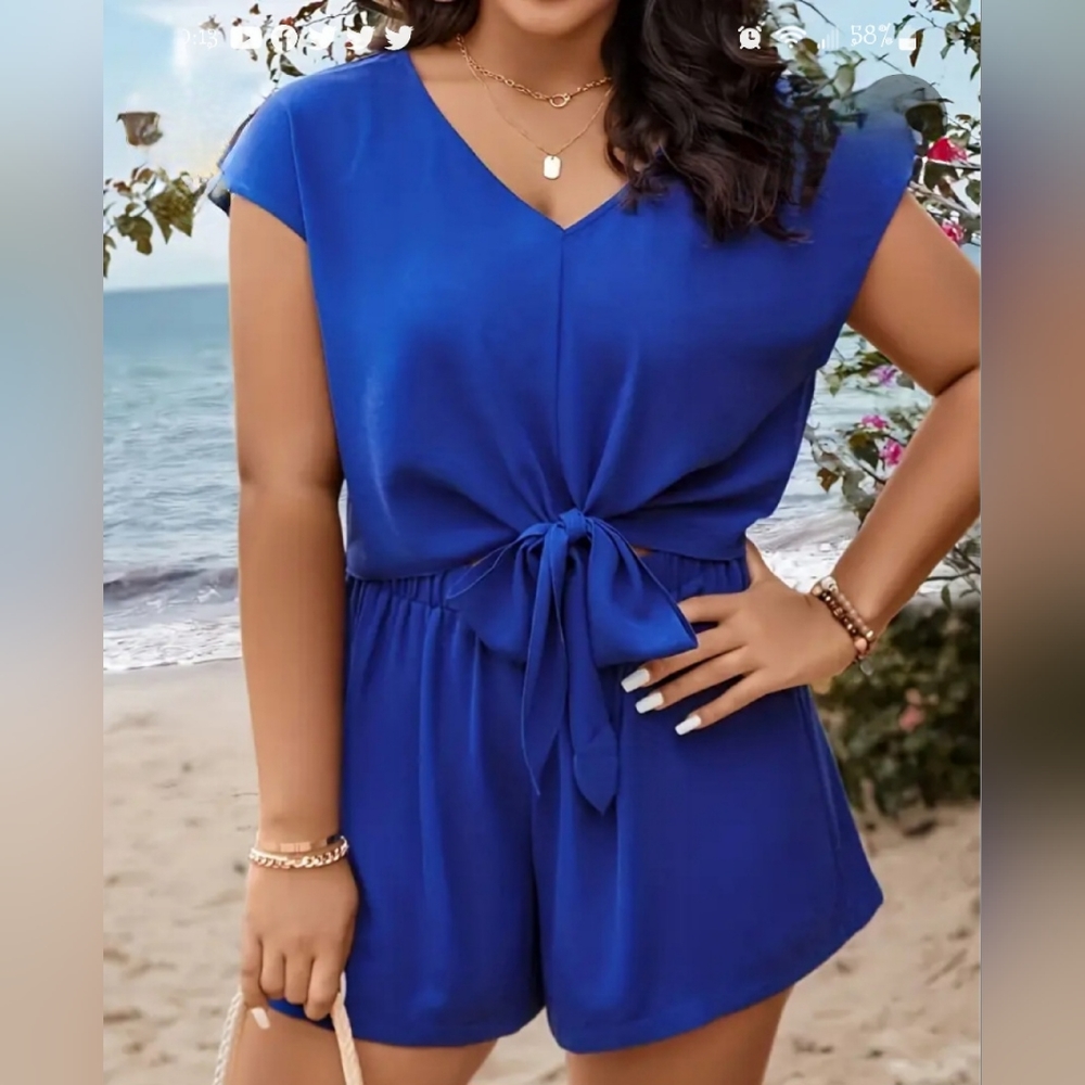 Women's Size 12, 2 piece set Top & Shorts Boutique Item
